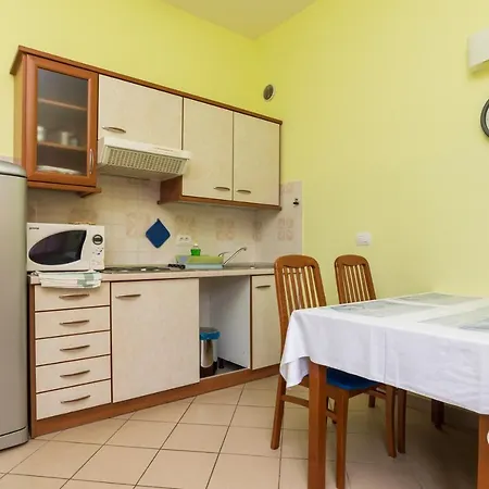 Victory Apartment *